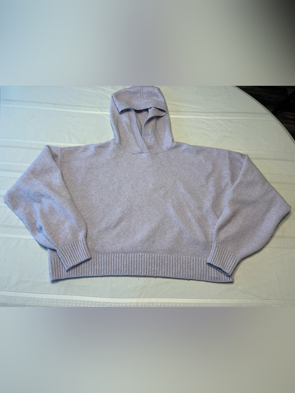 Hollister Men's Crewneck Hoodie Sweater in Light Lavender